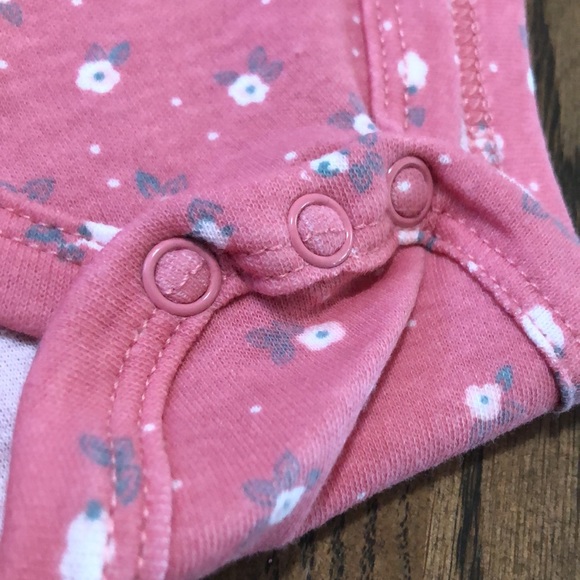 Onesie - Picture 3 of 4